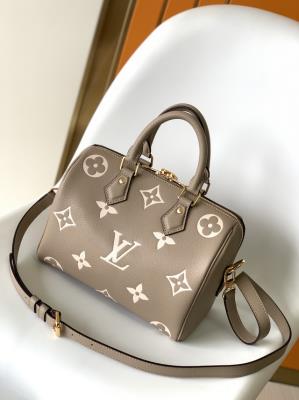 cheap quality Louis Vuitton White Speedy Bandoulière 25 M58949 